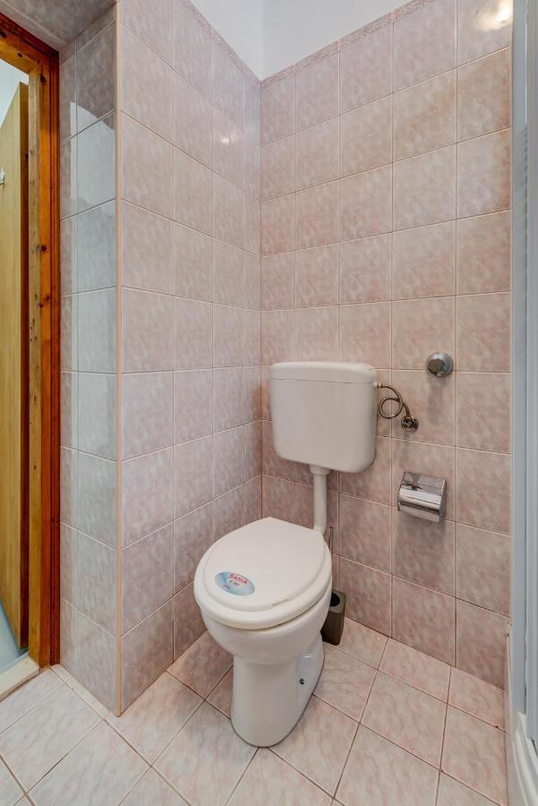 Apartamento Petite Split Exterior foto
